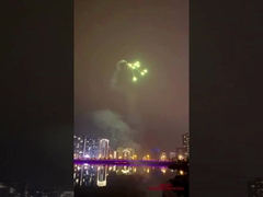 الجملة الزفاف احتفالات العام الجديد في الهواء الطلق الألعاب النارية صاروخ لعبة الألعاب النارية صاروخ